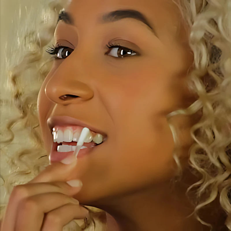 KIT BLANQUEADOR DENTAL – Sonríe con seguridad y dientes visiblemente más blancos