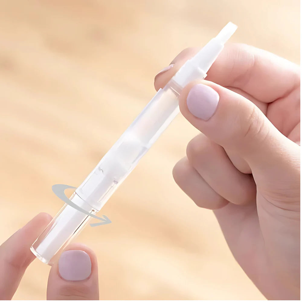 2X1 Lápiz Blanqueador Dazzling White™ – Dientes más blancos en minutos, sin dolor ni sensibilidad